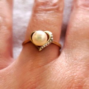 10k yellow gold, heart shape, cultured pearl